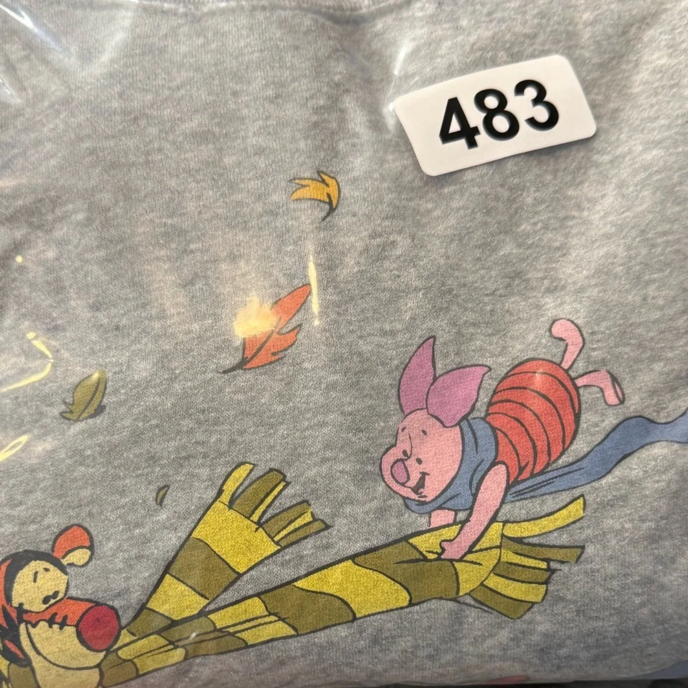 Disney Winnie the Pooh Graphic Sweatshirt Heather Gray Kids‎ XL 16-18